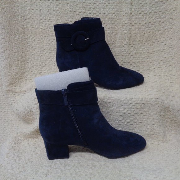 IMPO navy faux suede bootie NIB with buckle detail and block heel - Picture 2 of 6